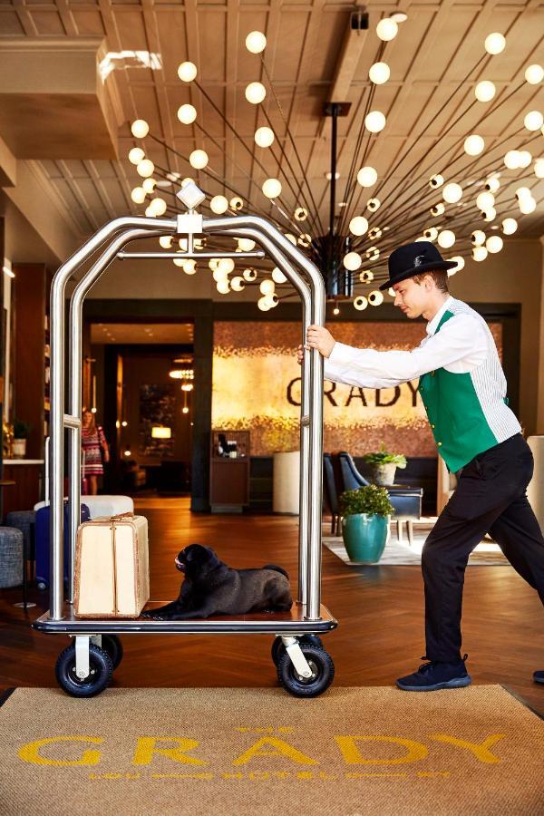 Hotel The Grady