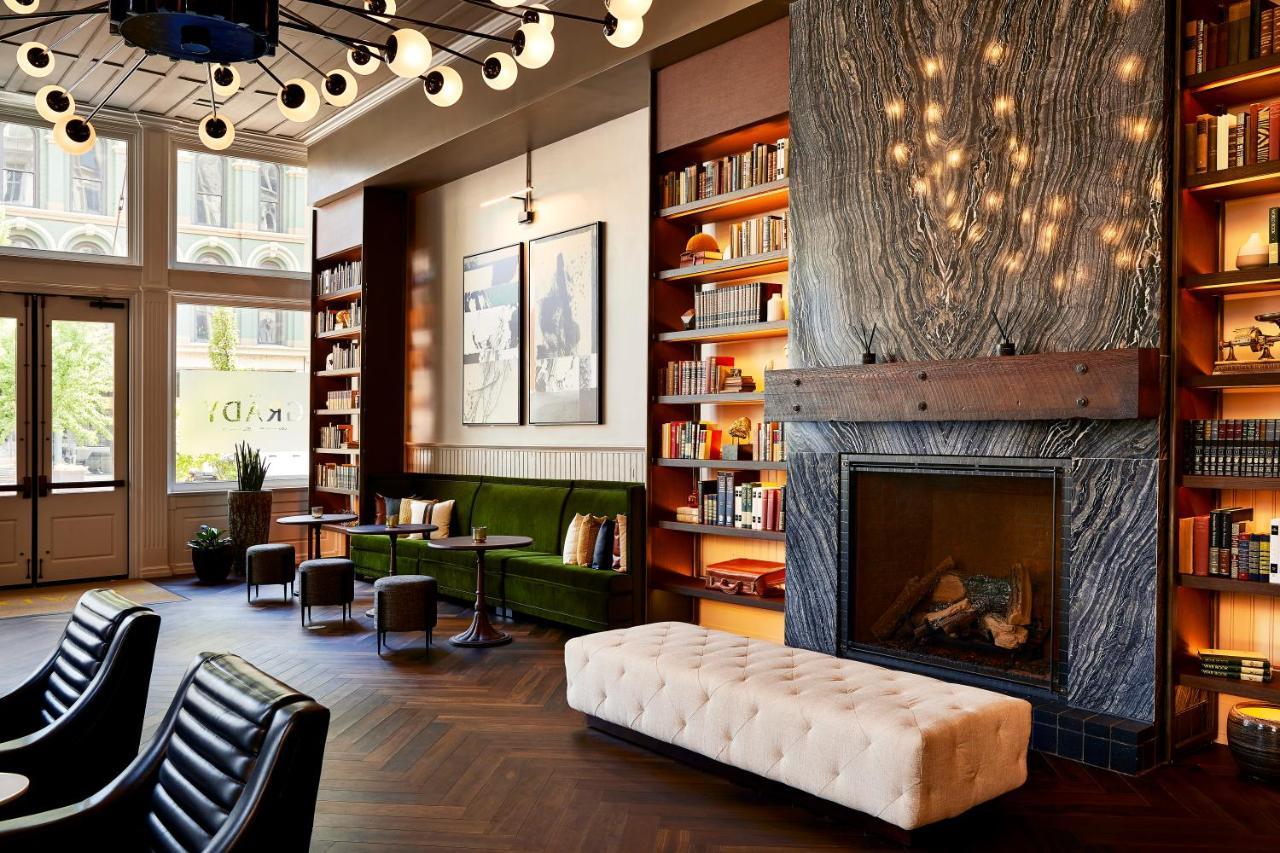 Hotel The Grady